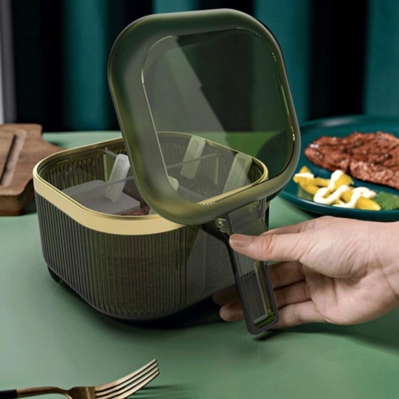 Spice Container - Picture 4 of 9